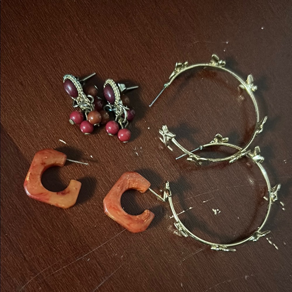 3 pairs assorted earrings